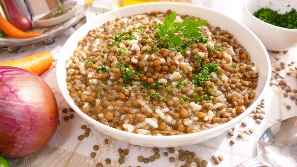 Lentejas con arroz, un superalimento natural fácil y rápido de hacer