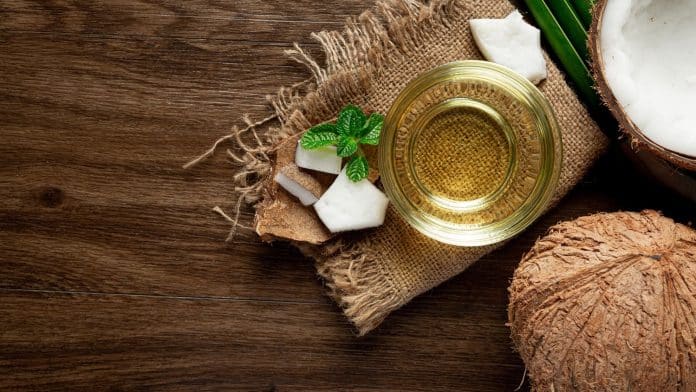 Descubre cómo el aceite de coco transforma radicalmente tu cabello