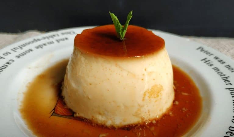 Sabor tradicional italiano: La receta de la abuela para un exquisito flan de queso mascarpone