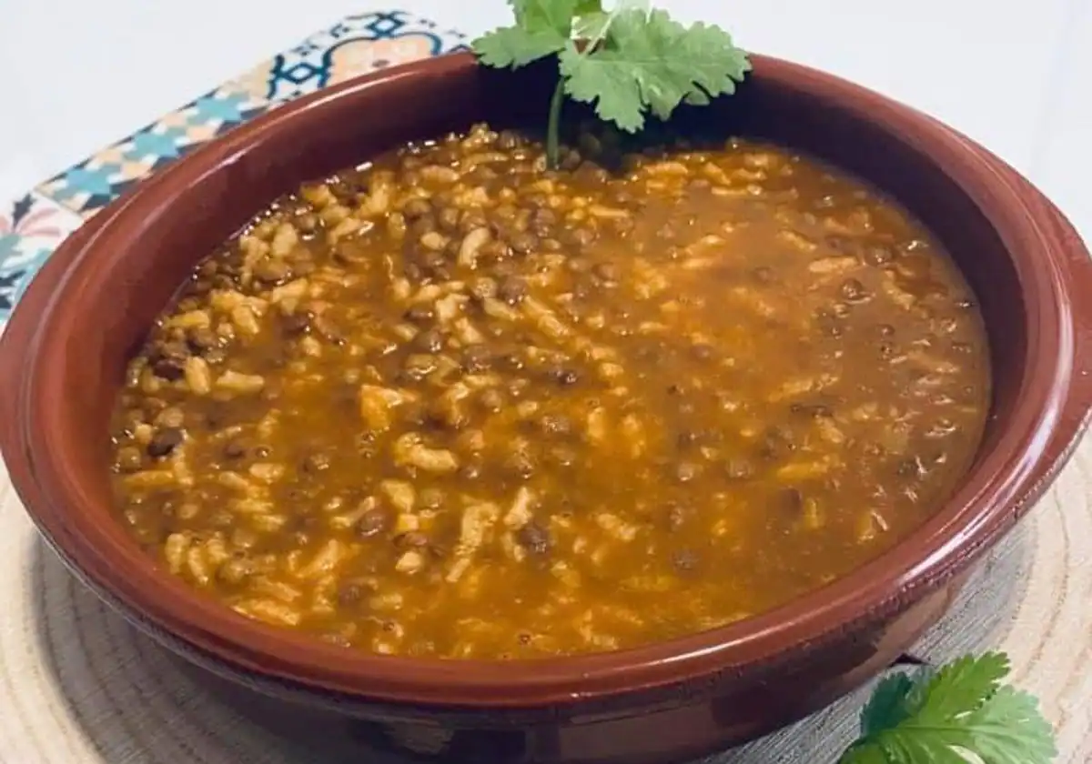 Lentejas con arroz, un superalimento natural fácil y rápido de hacer