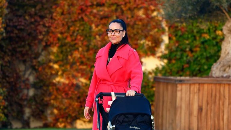 Vania Millán, una mamá todoterreno por las calles de Madrid