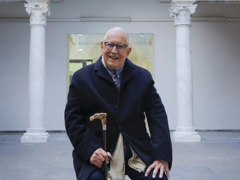 Muere Fernando Delgado, ganador del Premio Planeta como autor de ‘la mirada del otro’
