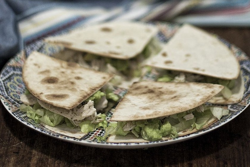 Quesadillas de pavo y aguacate con Thermomix, una cena rápida y sana