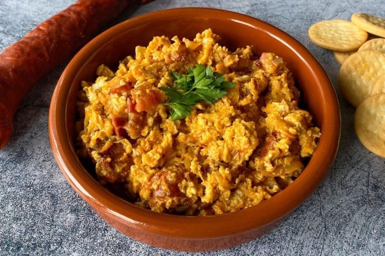 Duelos y Quebrantos: un plato histórico que Cervantes ya mencionaba en el Quijote