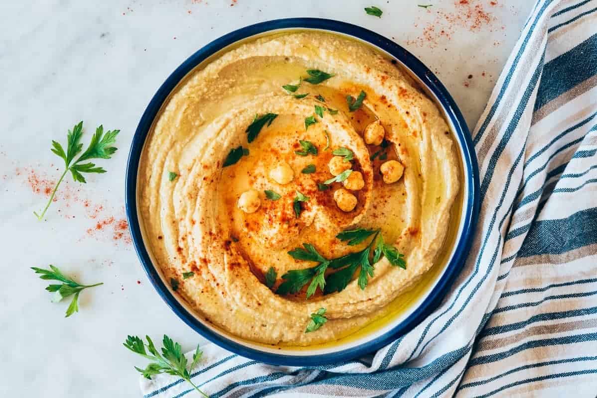 Hummus de garbanzos: una delicia mediterránea para compartir