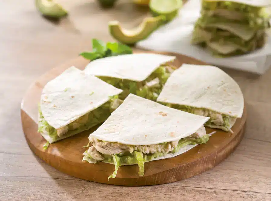 Quesadillas de pavo y aguacate con Thermomix, una cena rápida y sana