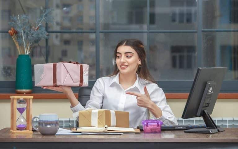 5 productos personalizados que las celebrities regalan en sus empresas