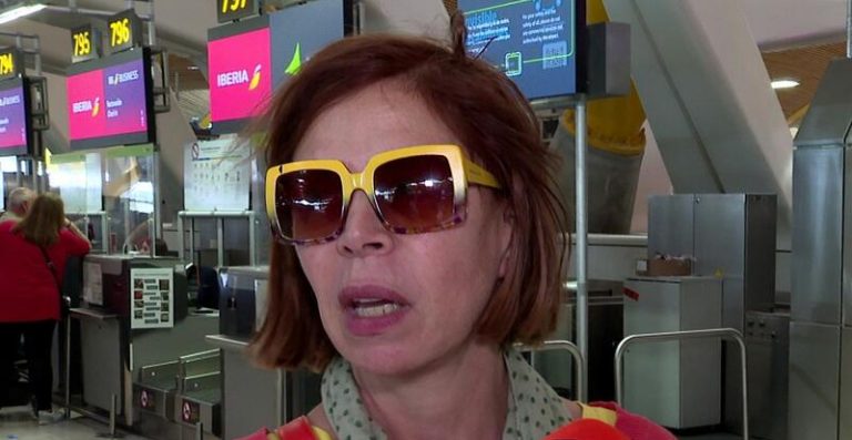 Ágatha Ruiz de la Prada, feliz por su asistencia al Baile de la Rosa