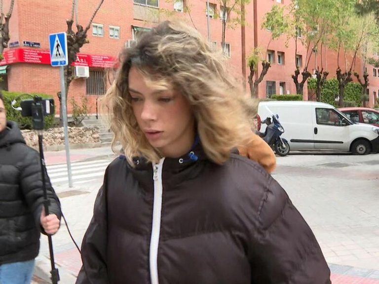 Alejandra Rubio estalla ante las preguntas sobre su relación con Carlos Costanzia