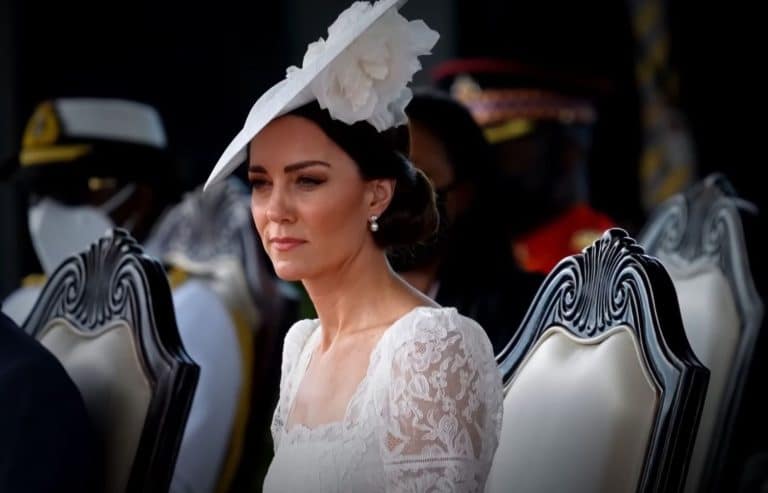 Cazan a la doble de Kate Middleton: ¡1.100 euros por evento!