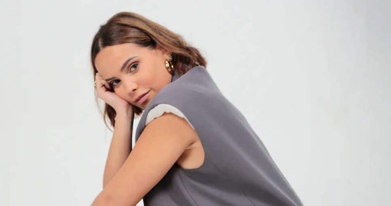 Gloria Camila se quiere poner de moda con chalecos a 300 euros