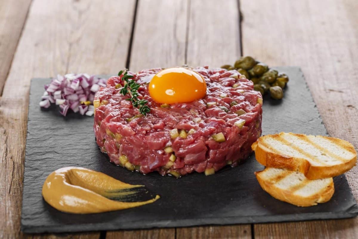 Tartares caseros: Recetas creativas que elevan este manjar exquisito