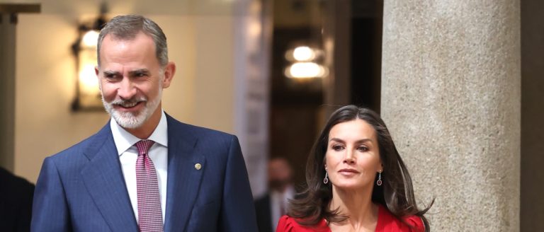 Los reyes Felipe y Letizia reciben un golpe que resucita los rumores de divorcio