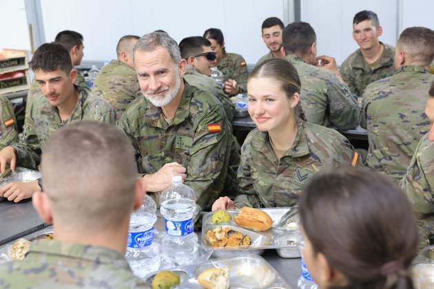 La princesa Leonor no está cómoda con la visita de su madre a la Academia Militar