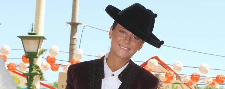 Victoria Federica arrasa con un look goyesco en la Feria de Abril