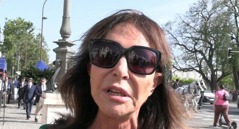 Mari Ángeles Grajal huye tras ser sorprendida de nuevo junto a José Gandía
