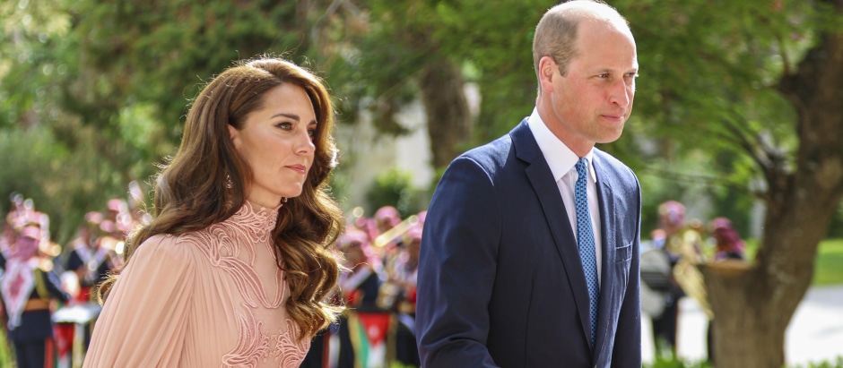 Retrato inédito de el príncipe Guillermo y Kate Middleton sale a la luz en su peor momento