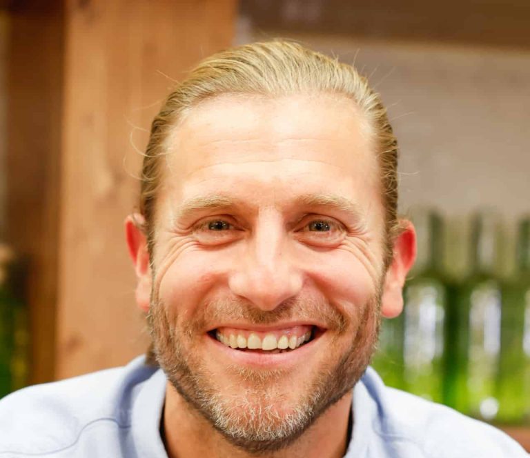 First Dates: la afición de Martí que mete miedo incluso a Carlos Sobera