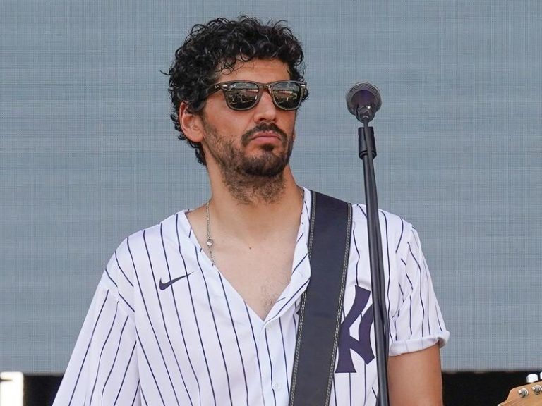 Nacho Taboada actúa en Barcelona echando de menos a Sara Carbonero