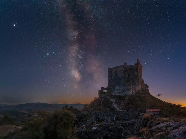 Cinco recorridos para conocer la gastronomía, cultura y naturaleza de Cáceres de mano de la Torta del Casar
