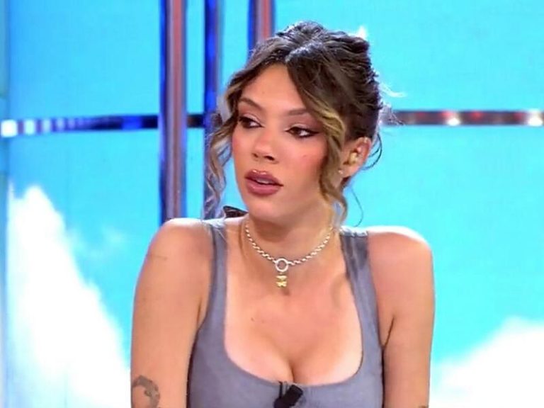 Alejandra Rubio, molesta con Carmen Borrego por desvelar que Carlo Costanzia ya conoce a Terelu Campos