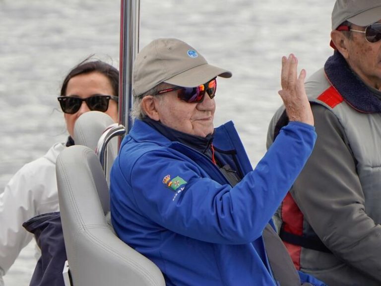 La mariscada de mil euros de Juan Carlos I que acabó en tápers