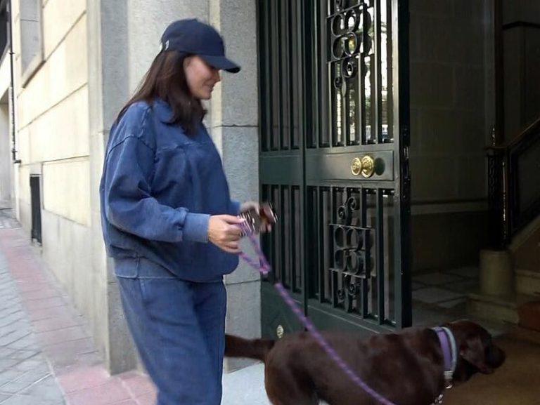 Vicky Martín Berrocal reaparece tras hacer público que sigue con Enrique Solís