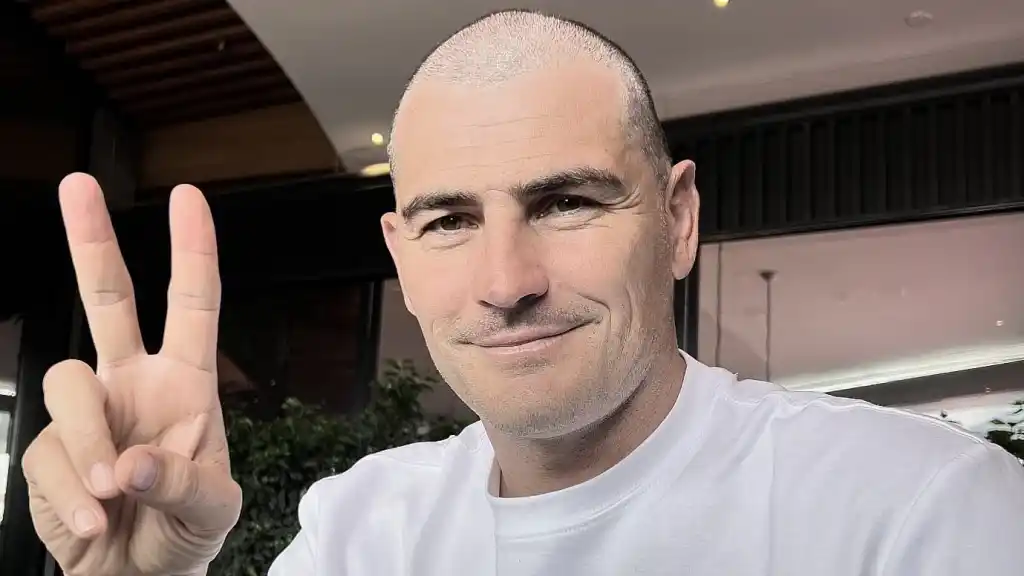 Ana, la enfermera de Ibiza que se la ha jugado a Iker Casillas