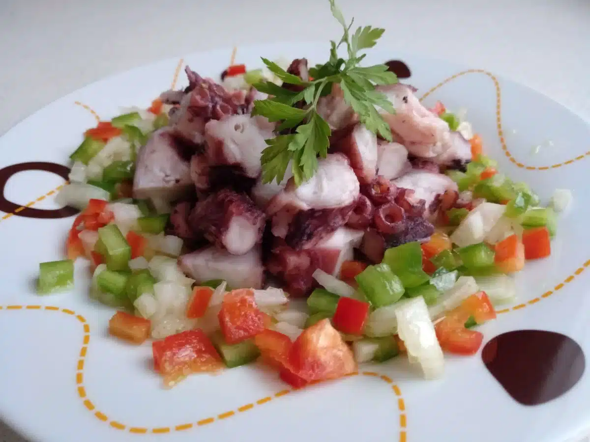 Pulpo a la vinagreta, un manjar fresco y saludable