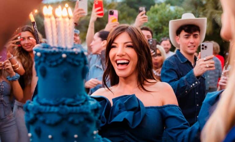 La Tita Nati, dueña de la noche en Barcelona, encandila a Dulceida y Paula Gonu