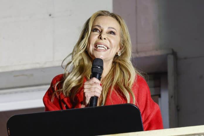 ana o Ana Obregón