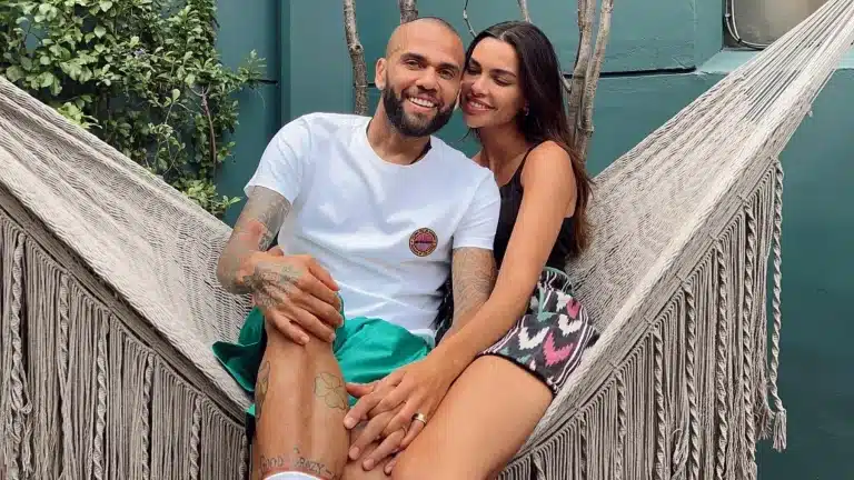 La escapada de Dani Alves y Joana Sanz a 11.000 euros la noche en Ibiza