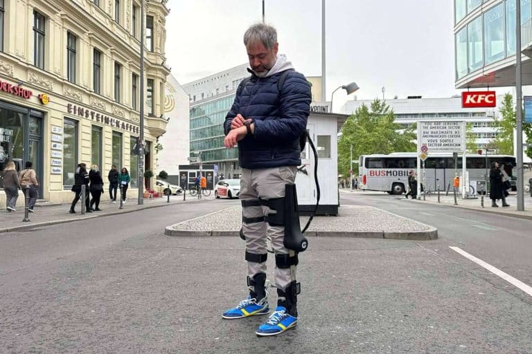 Gogoa Mobility Robots lanza BELK+; el exoesqueleto de uso personal en Europa