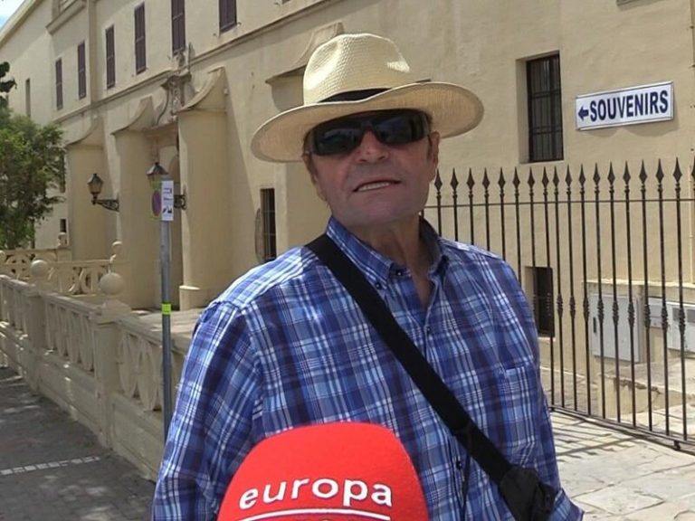 Amador Mohedano reaparece en el homenaje a su hermana Rocío Jurado tras sus polémicas con Hacienda