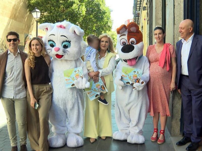 Nieves Herrero publica su primer cuento infantil, ‘Nico y los animales’