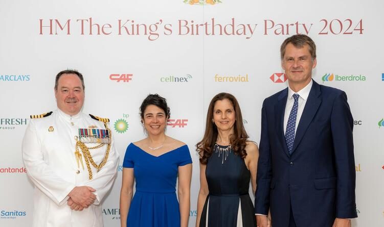 La embajada británica celebra el cumpleaños del rey Carlos III con 600 invitados
