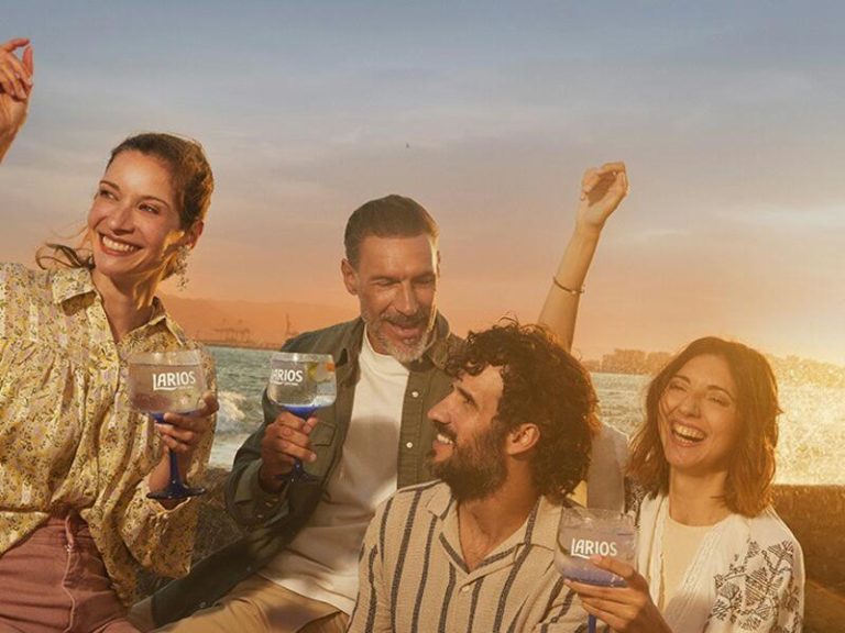 Vivir bien es un arte: Atardeceres Larios Alicante vuelve con Café Quijano, Chambao, Estrella Morente, Iván Ferreiro y Los Secretos