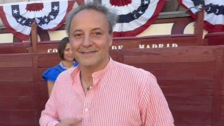 Narcís Rebollo mantiene discreción ante los rumores de supuesta crisis entre Tana Rivera y Manuel Vega