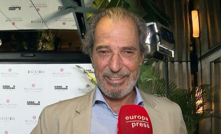 Javier García-Obregón comparte su felicidad por los buenos acontecimientos en la familia