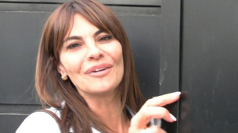 María José Suárez tras confirmar su ruptura con Escassi se muestra con una resplandeciente sonrisa