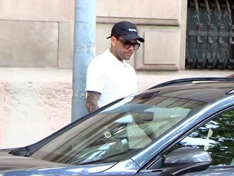 Dani Alves no desvela qué balance hace de sus tres meses en libertad