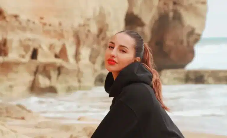 Así es Luna Serrat, la influencer que ha conquistado a un futbolista del Real Madrid