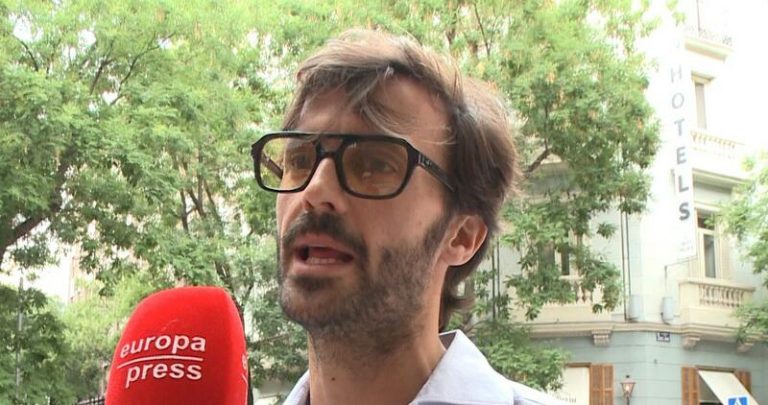Enrique Solís cuenta cómo se lleva con Vicky Martín Berrocal tras su ruptura