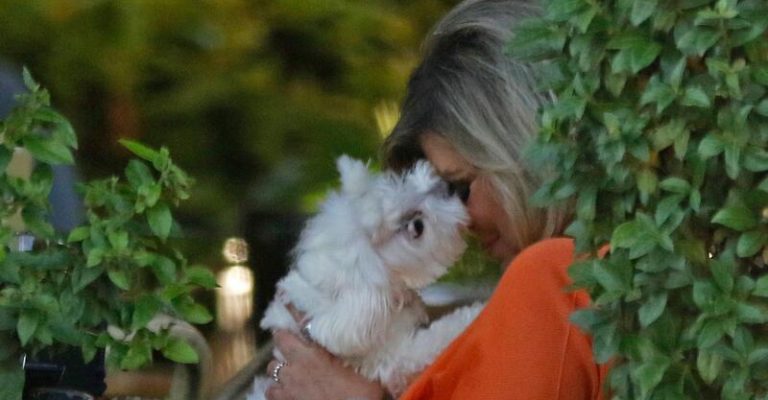 Terelu Campos refuerza la relación con su familia tras abrir las puertas de su casa a Carlo Costanzia