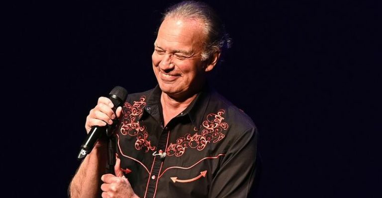 Un nuevo varapalo para Bertín Osborne que cancela sus conciertos por problemas de salud