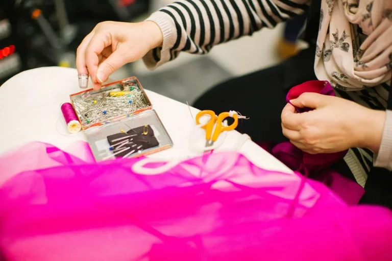 Repara y personaliza tus accesorios de tela