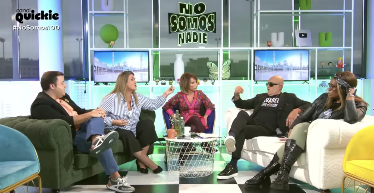 El misterioso mensaje de Kiko Matamoros que pone en duda su continuidad en la tele: "Hoy toca decir adiós" Las discusiones entre Kiko Matamoros, Carlota Corredera y María Patiño son habituales en el programa