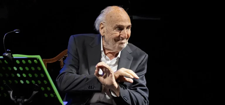 Primeras reacciones de Malenia y Héctor Alterio a la muerte de su padre