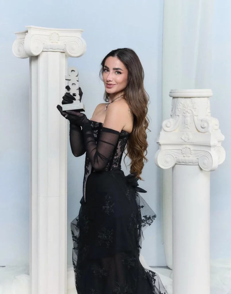 Nerea Pérez de las Heras y su revolucionario discurso en los Idol Awards: "Ya sabíamos que eran neonazis" Lolalolita en los Premios Idolo 2025 | Fuente: @premiosidolo