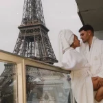 Abraham Mateo junto a su novia Esty CG en París | Fuente: @estycg
